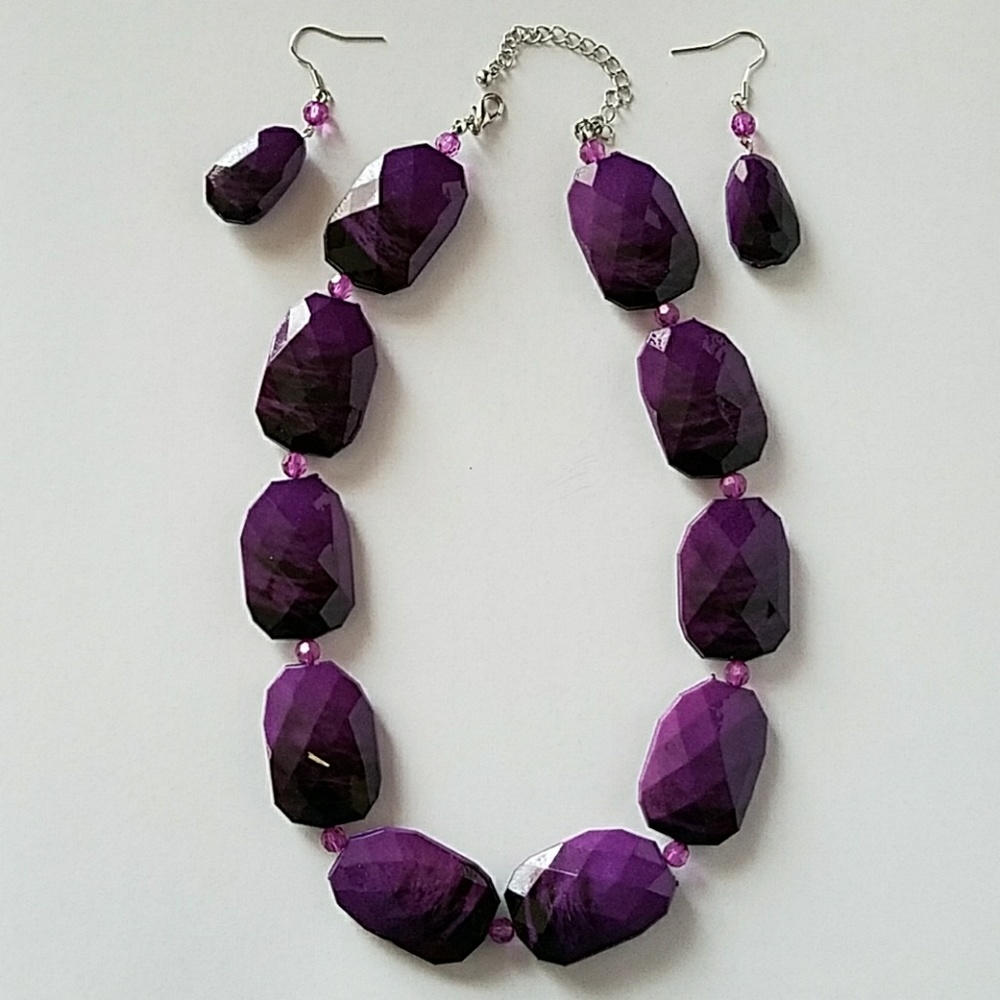 Necklace Set